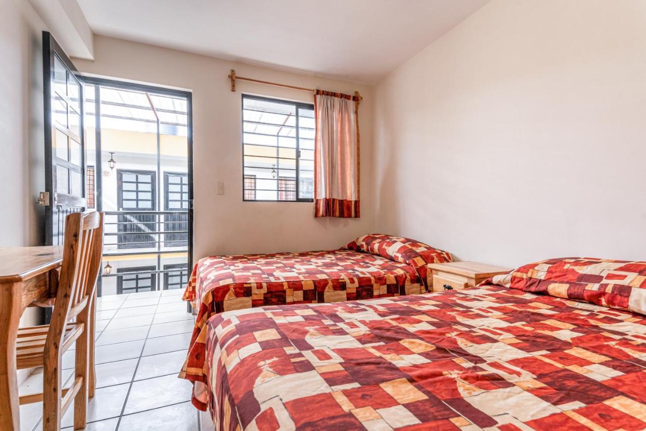Cinco De Mayo Hotel Querétaro Kültér fotó