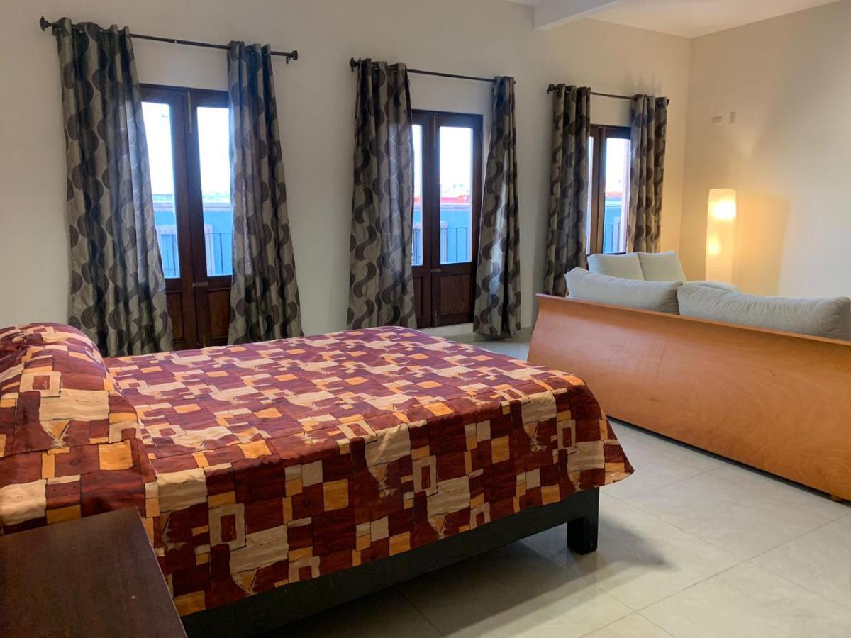 Cinco De Mayo Hotel Querétaro Kültér fotó