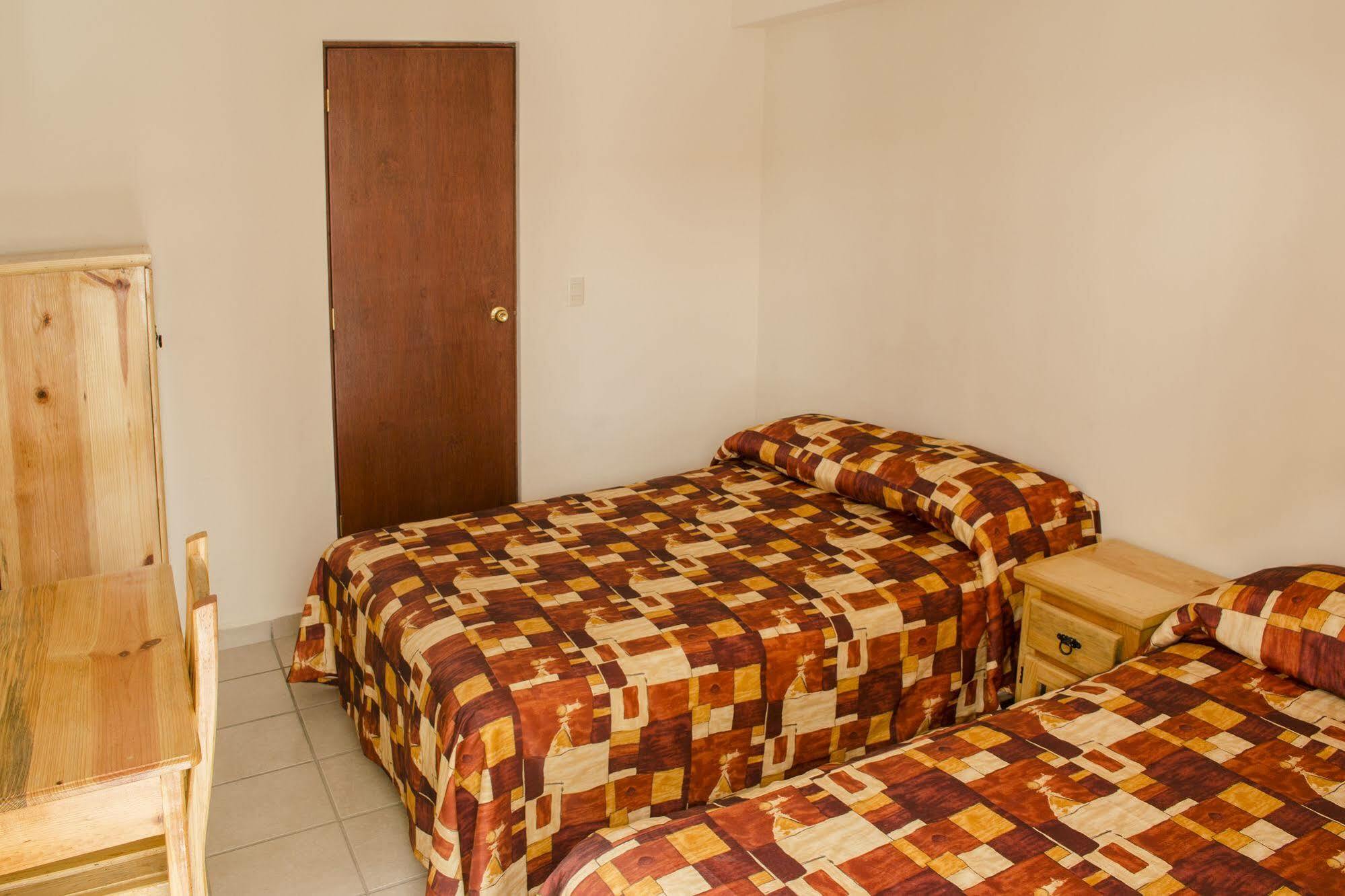 Cinco De Mayo Hotel Querétaro Kültér fotó